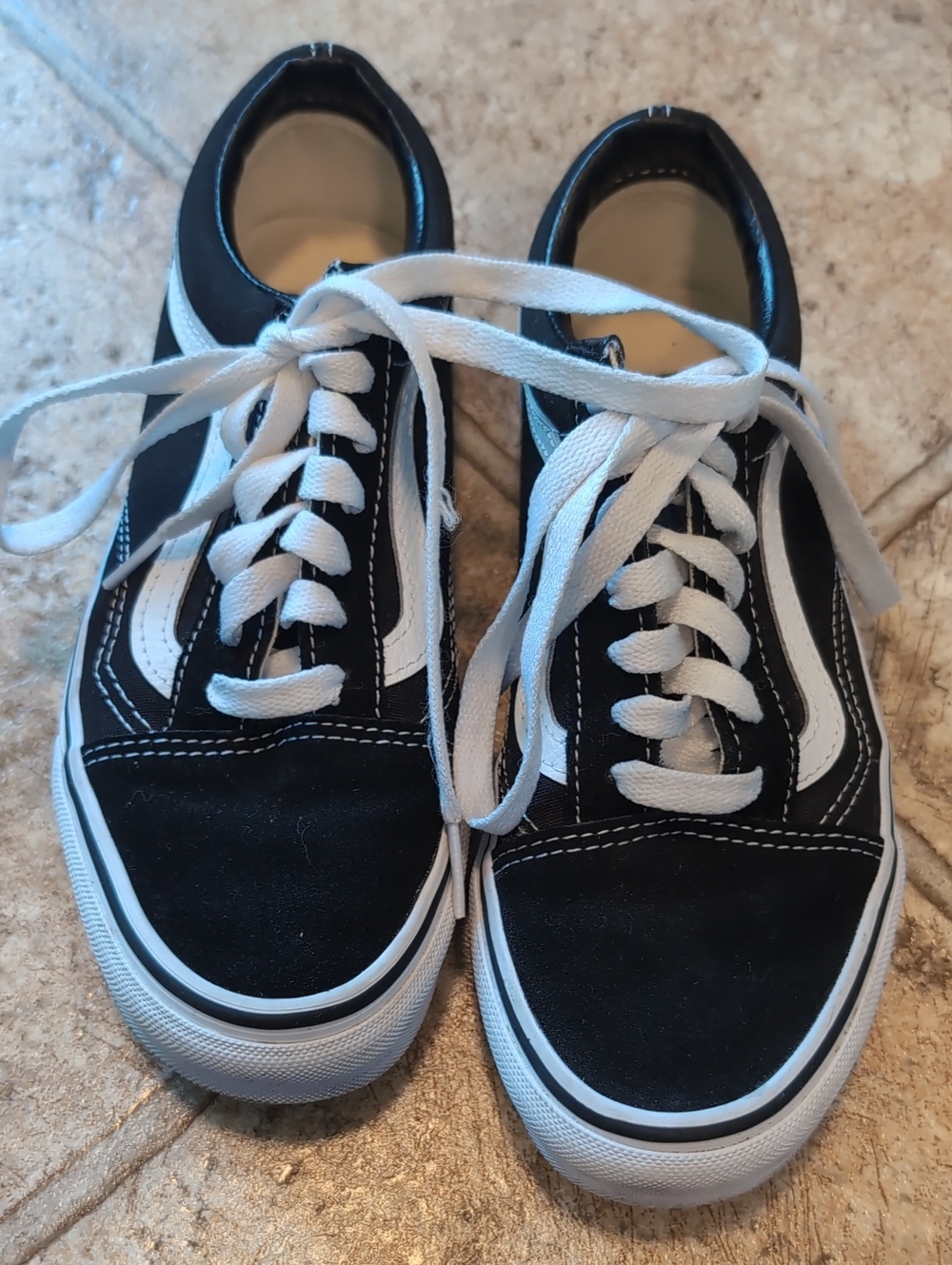 Vans Kids Black and White Low-Top Skate Sneakers